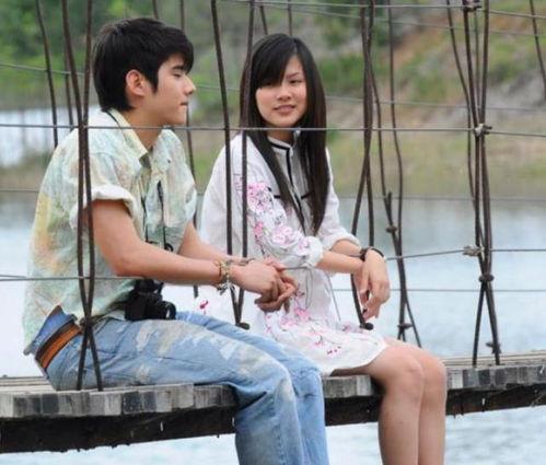 初恋那件小事吃瓜视频,吃瓜视频揭秘校园爱情背后的秘密